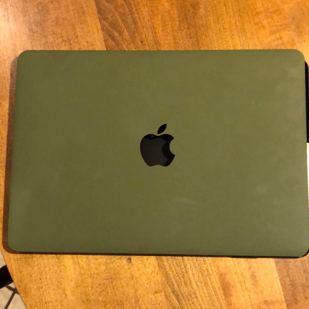 MacBook Hardshell cover. Olive green. Great condition. Plastic. - Picture 1 of 4